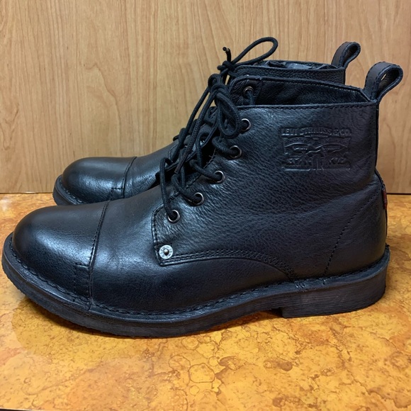 Levi’s boots - Picture 3 of 9